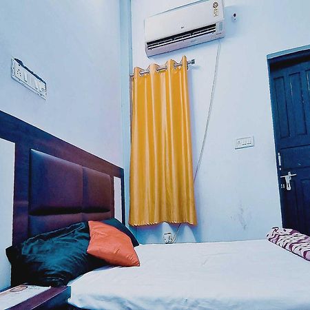 Hotel O Rr Palace Lucknow Buitenkant foto