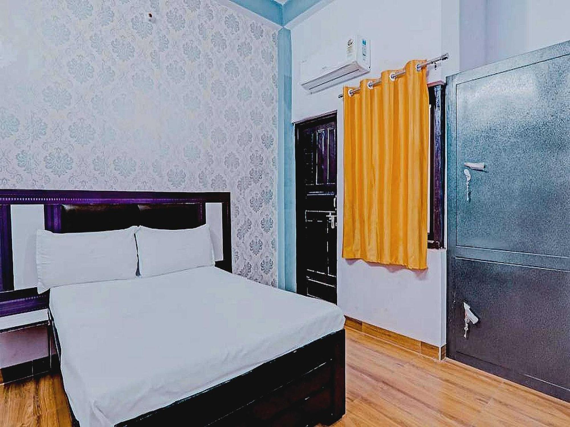 Hotel O Rr Palace Lucknow Buitenkant foto