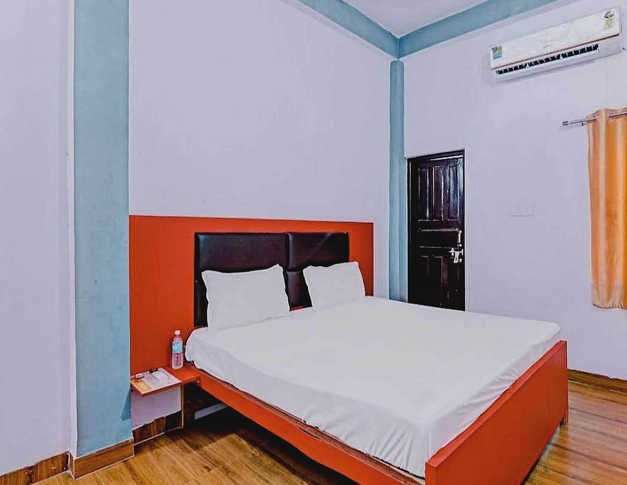 Hotel O Rr Palace Lucknow Buitenkant foto